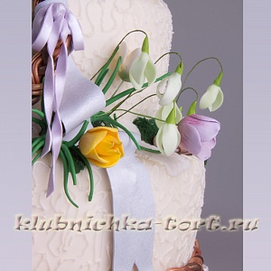 Свадебный торт  на заказ "Весна в сердце" 1700руб/кг + 2000руб фигурки
